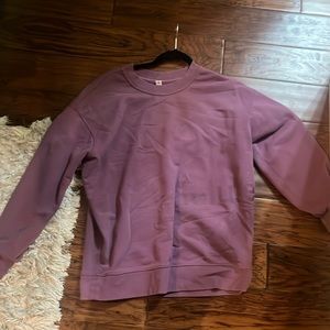 lululemon sweatshirt